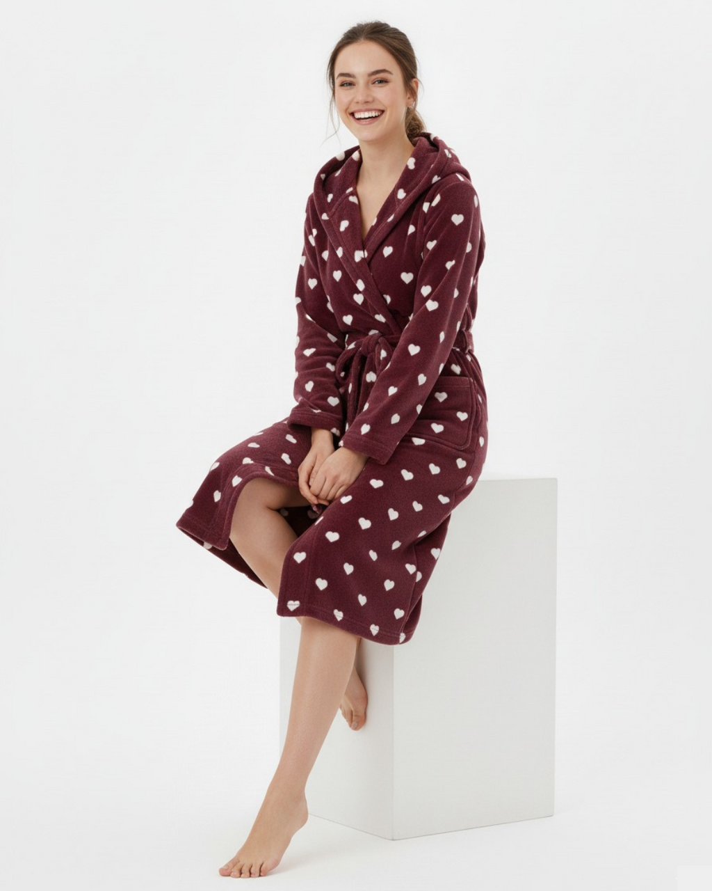 Women’s Plush Heart Print Bathrobe – Long Fleece Robe with Belt and Pockets