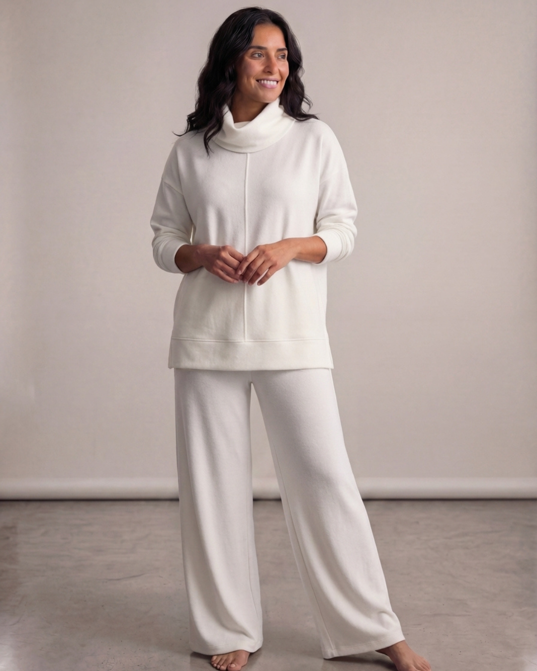 Women’s Turtle Neck Top and Wide-Leg Pants Set – Relaxed Fit Loungewear