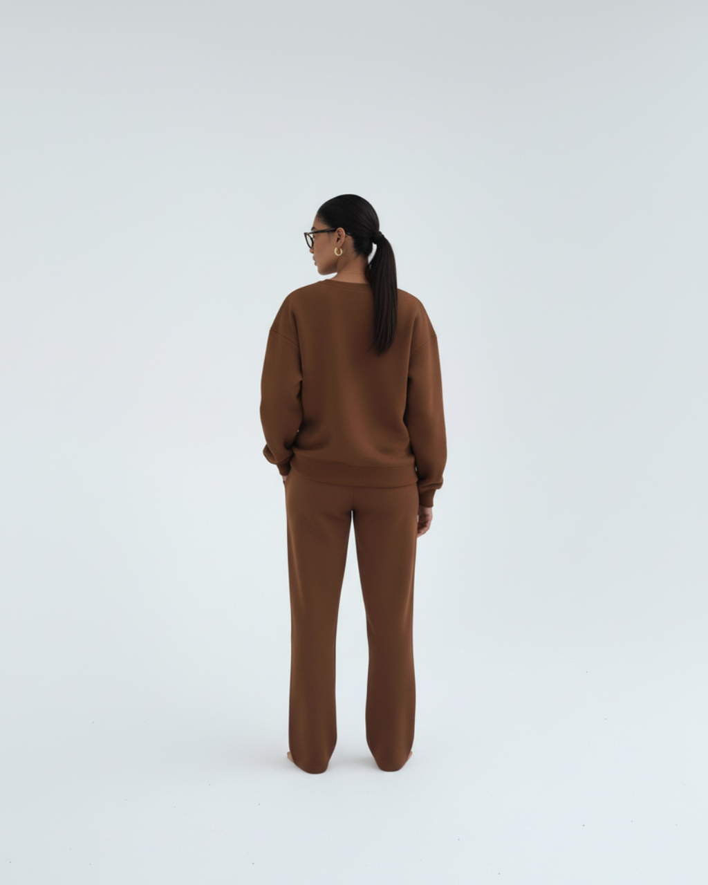 Cozy Chocolate Brown Women’s Tracksuit – V-Neck Sweater & Relaxed Pants Set