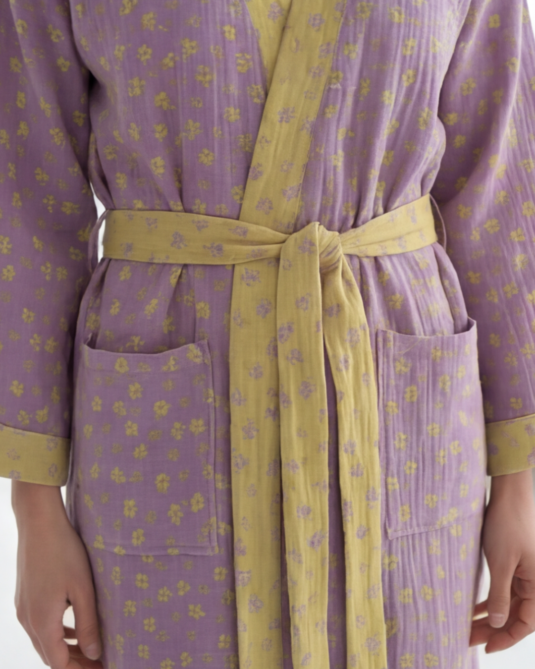 Women’s Cotton Jacquard Bathrobe – Cozy Absorbent All-Season Comfort