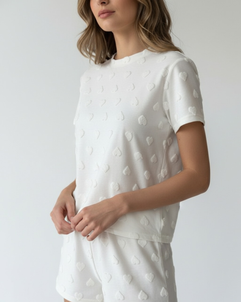 Women’s White Short Pajama Set – Cute Heart Print Sleepwear, Short Sleeve Top & Shorts