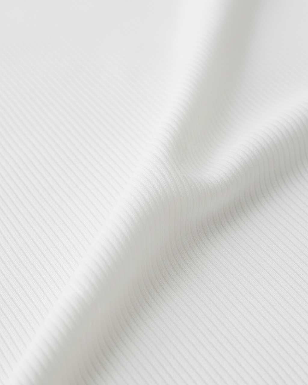 Women’s White Short Pajama Set – Cute Sleepwear with Bow Detail, Short Sleeve Top & Shorts