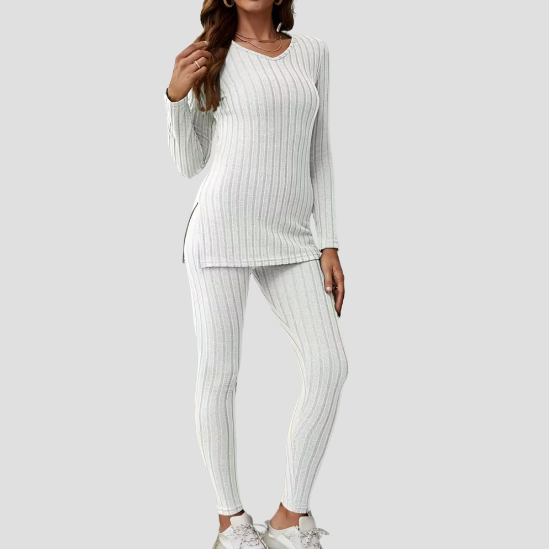 Women's Comfy Two-Piece Set - Soft, Fitted Design with Long Sleeves