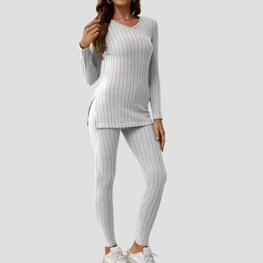 Women's Comfy Two-Piece Set - Soft, Fitted Design with Long Sleeves
