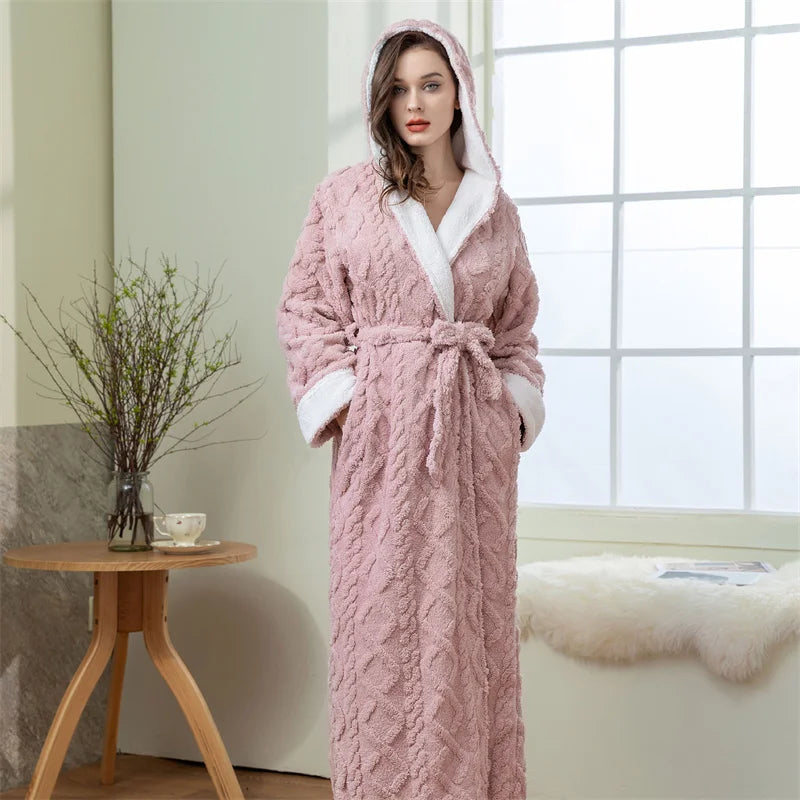 Women’s Thick Flannel Bathrobe – Warm Hooded Long-Sleeve Robe