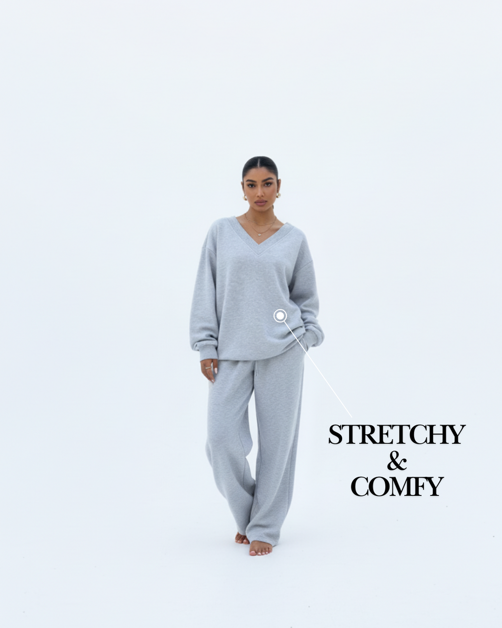 Soft Light Grey Women’s Tracksuit Set – V-Neck Pullover & Relaxed Pants