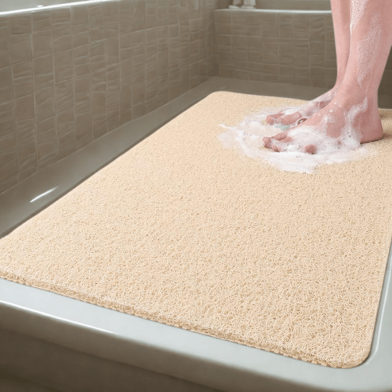 Non-slip shower mat with hygienic drainage system