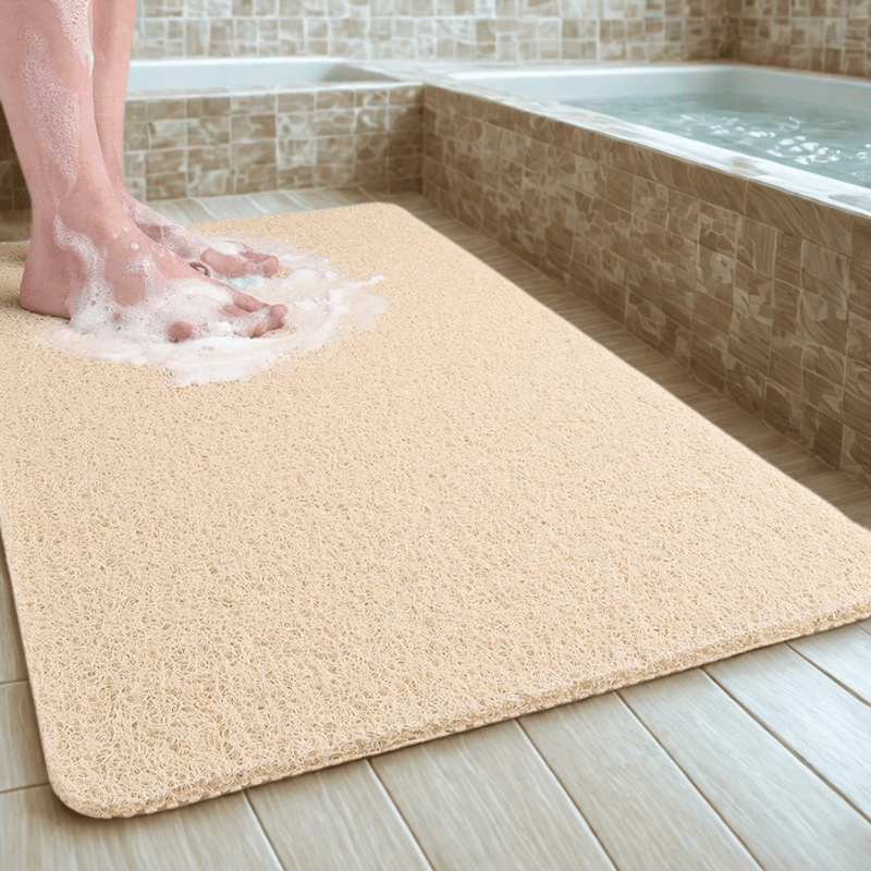 Non-slip shower mat with hygienic drainage system