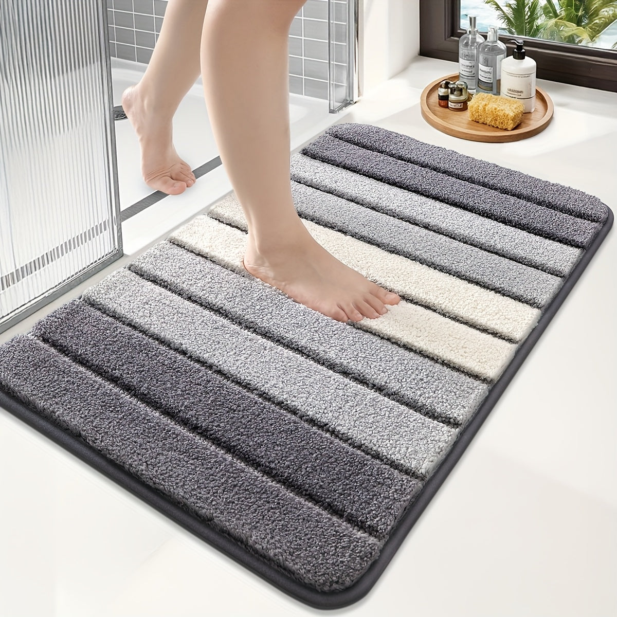 Premium Soft Bathroom Rug – Absorbent Non-Slip Mat for Tub & Shower