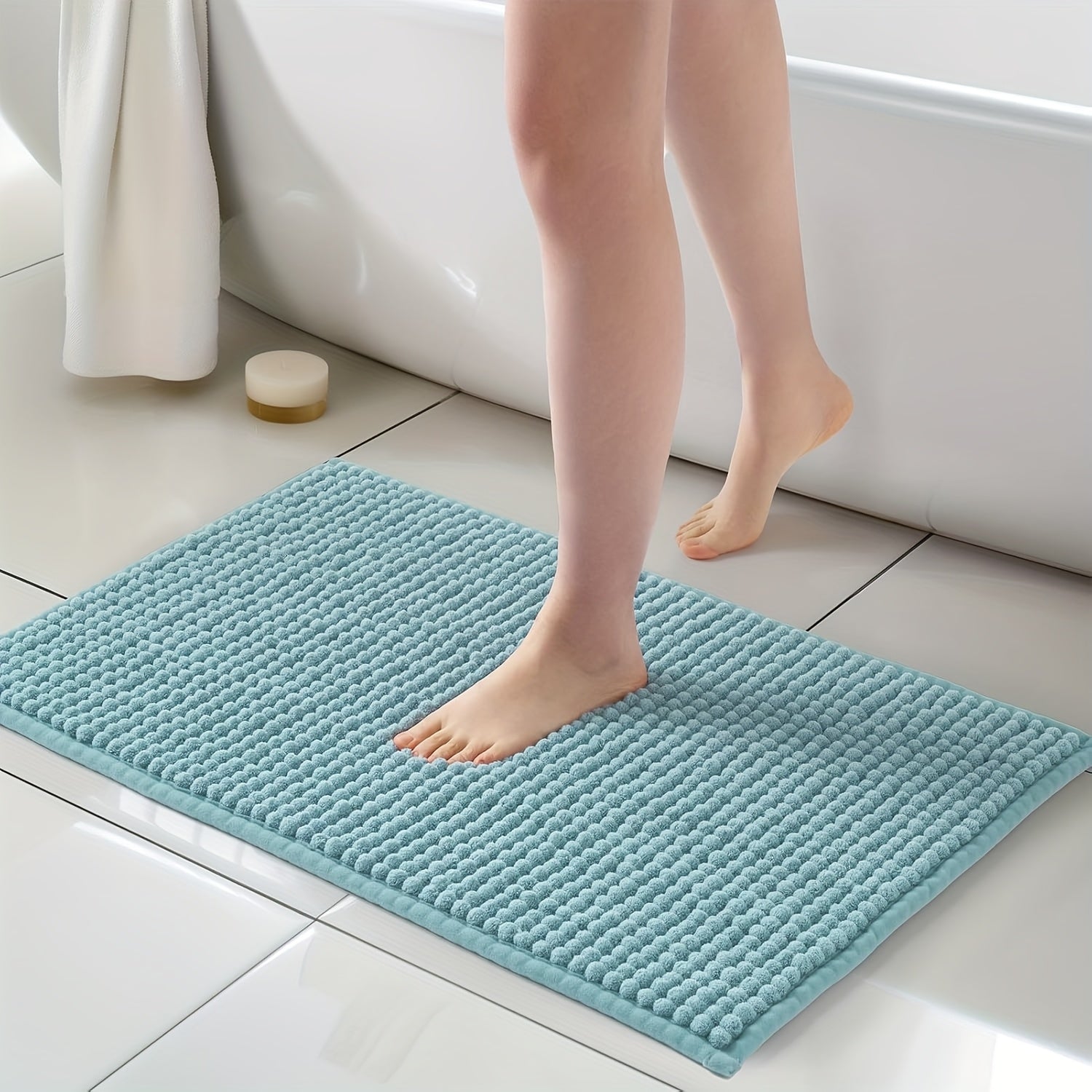 Soft Chenille Bathroom Mat – Plush Absorbent Non-Slip Quick-Dry Rug