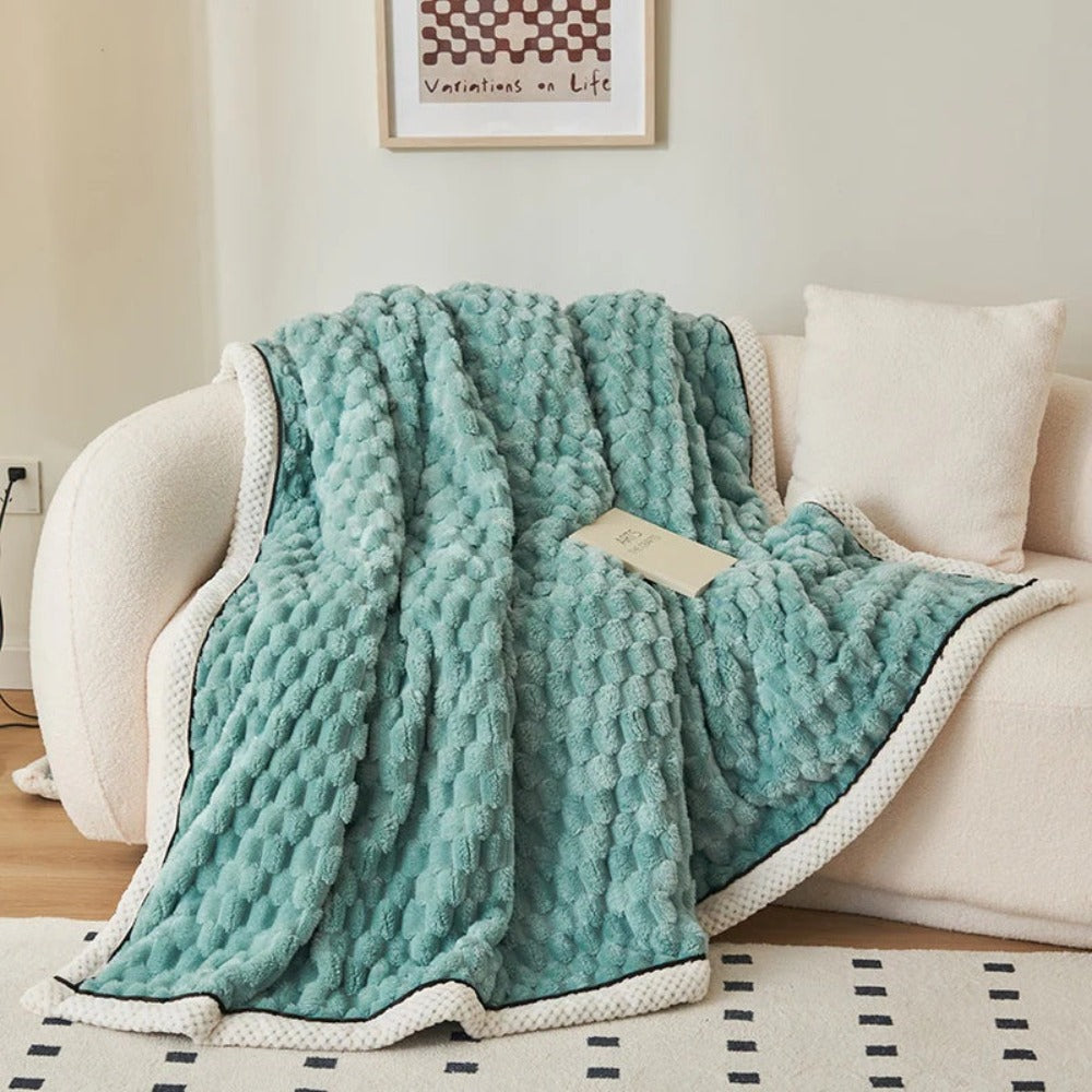 Ultimate Soft Sherpa Fleece Blanket for Pure Relaxation