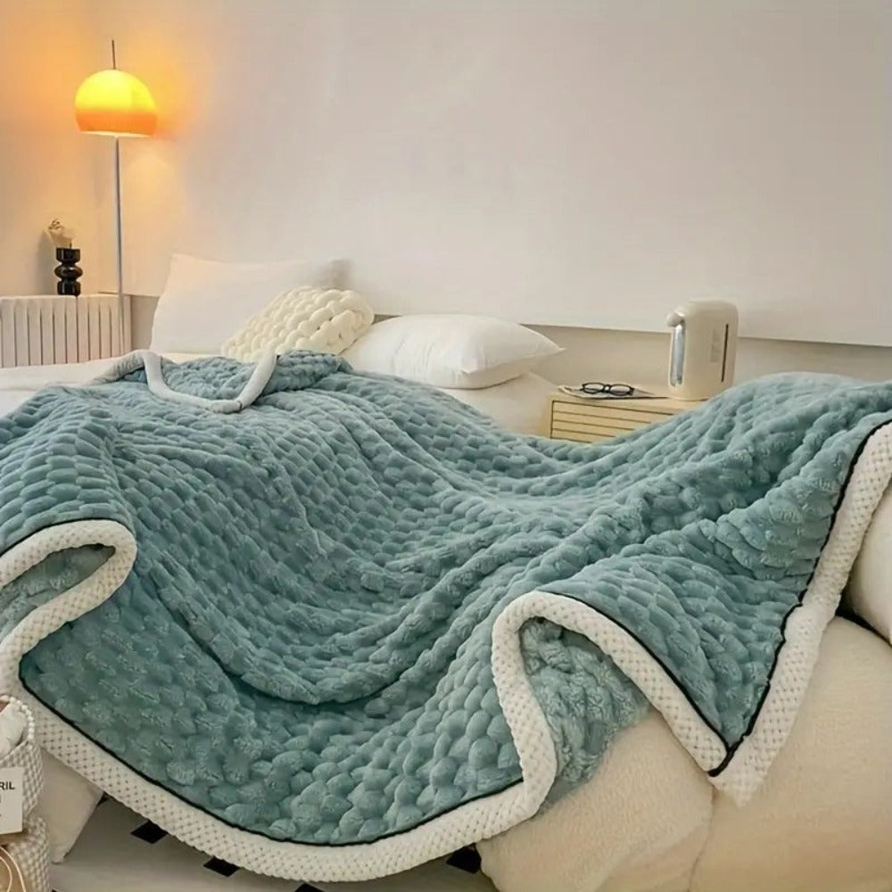 Ultimate Soft Sherpa Fleece Blanket for Pure Relaxation