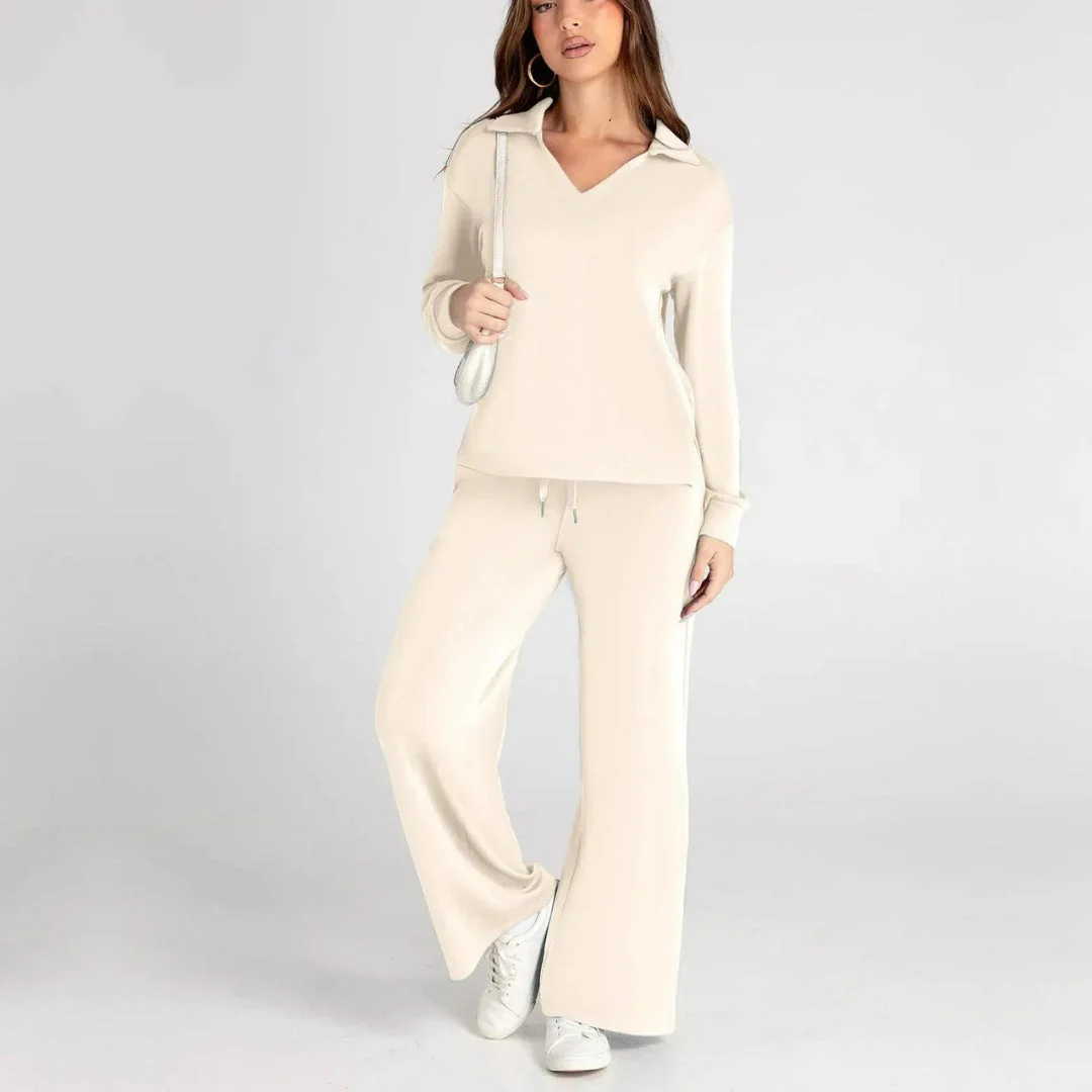 Women's Two-Piece Tracksuit – V-Neck Top with Long Sleeves and Wide-Leg Trousers