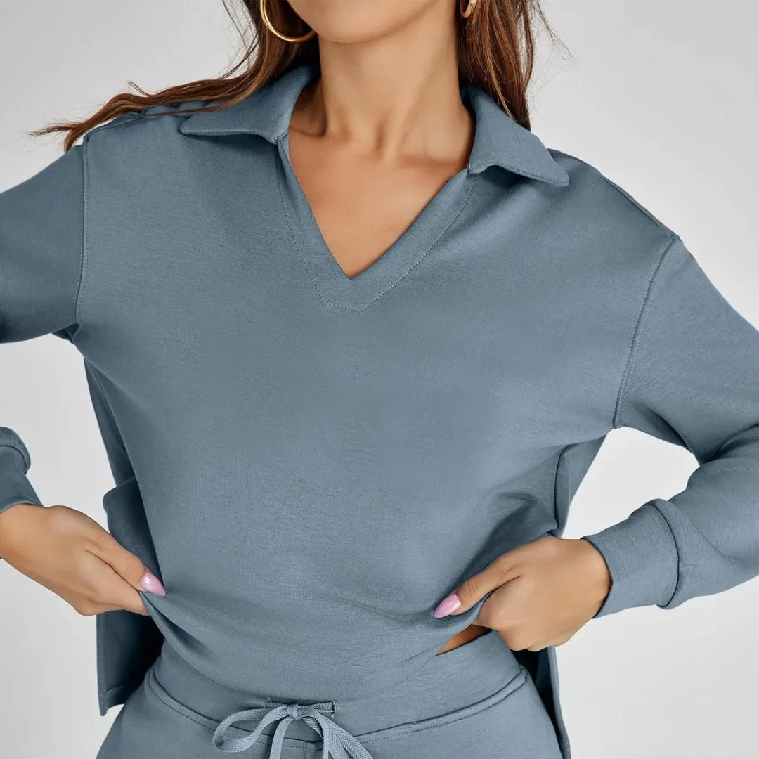 Women's Two-Piece Tracksuit – V-Neck Top with Long Sleeves and Wide-Leg Trousers